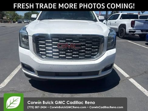 Used 2018 GMC Yukon Denali w/ Denali Ultimate Package AWD/4WD image 2