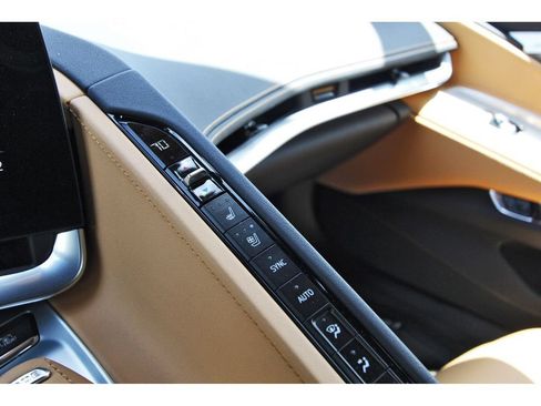 Used 2023 Chevrolet Corvette Stingray Preferred Cpe w/ Z51 Performance Package RWD image 24