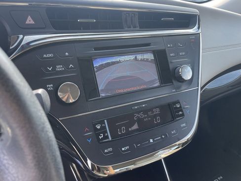 Used 2014 Toyota Avalon XLE image 15