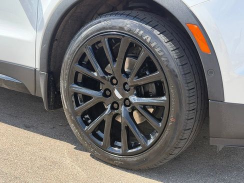 Used 2021 Cadillac XT4 Sport w/ Sun And Sound Package AWD/4WD image 25
