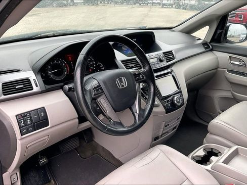 Used 2014 Honda Odyssey Touring image 14