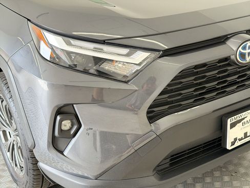 Used 2023 Toyota RAV4 XLE Premium AWD/4WD image 11