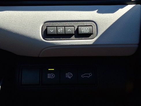 New 2026 Subaru Uncharted AWD image 14