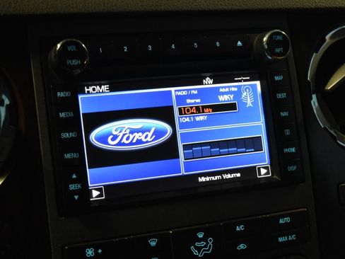 Used 2011 Ford F250 Lariat w/ Lariat Ultimate Pkg image 10