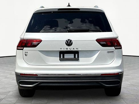 Used 2023 Volkswagen Tiguan SE AWD/4WD image 5