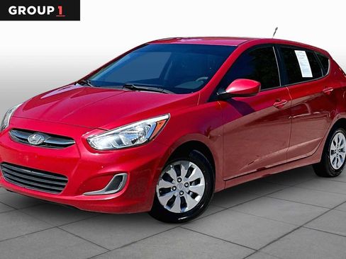 Used 2016 Hyundai Accent SE FWD image 1