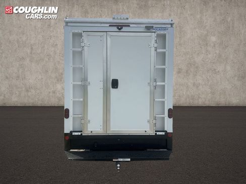 New 2025 Chevrolet Express 4500 w/ Power Convenience Package image 4