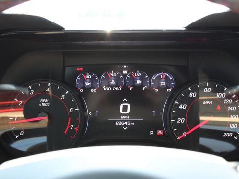 Used 2021 Chevrolet Camaro SS RWD image 10