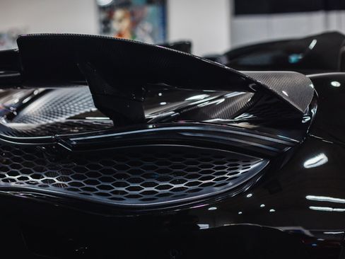 Used 2024 McLaren 750S Spider image 38