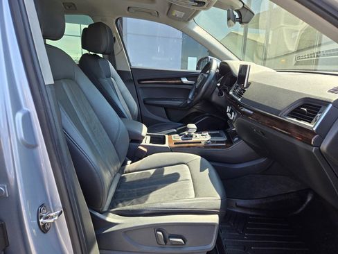 Used 2019 Audi Q5 2.0T Premium Plus w/ Premium Plus Package image 12