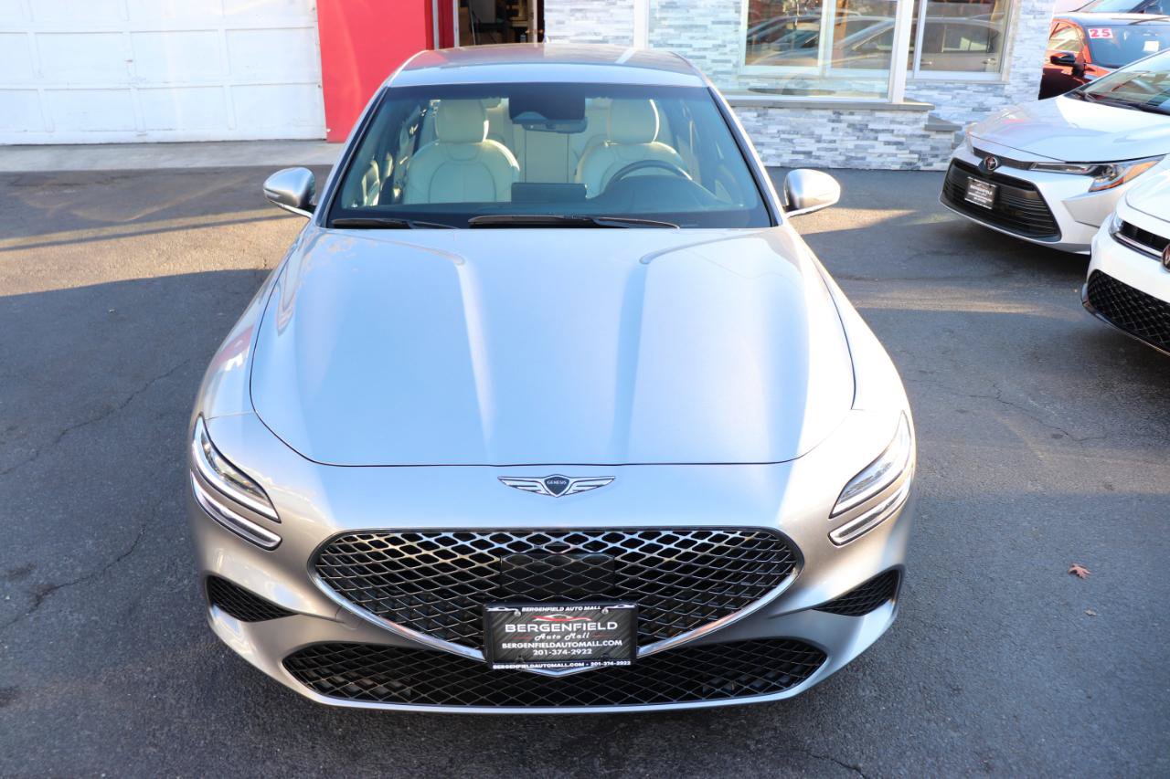 Used 2024 Genesis G70 2.5T AWD/4WD image 9