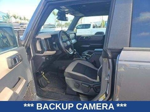 Used 2021 Ford Bronco Wildtrak image 3