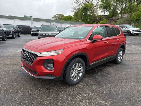 Used 2019 Hyundai Santa Fe SE w/ Cargo Package AWD/4WD image 3