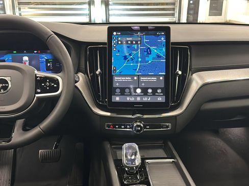 New 2026 Volvo XC60 T8 Ultra w/ Protection Package Premier image 11