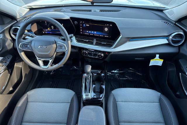 New 2026 Chevrolet Trax LT w/ Driver Confidence Package FWD image 21