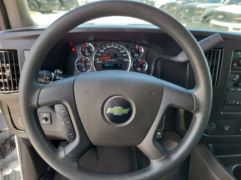 Used 2023 Chevrolet Express 3500 LT w/ LT Preferred Equipment Group RWD image 20
