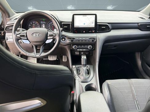 Used 2022 Hyundai Veloster N image 15