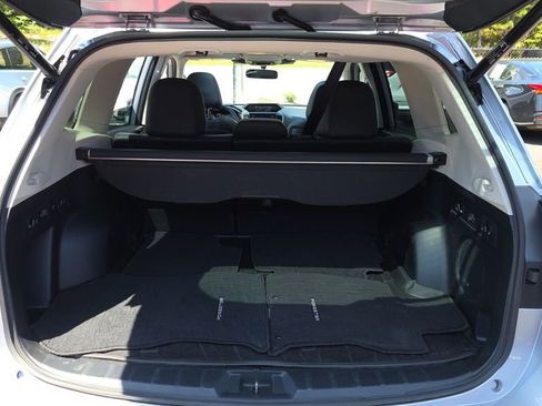 Used 2023 Subaru Forester Limited AWD/4WD image 9