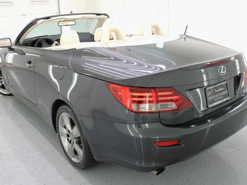 Used 2011 Lexus IS 250C image 39
