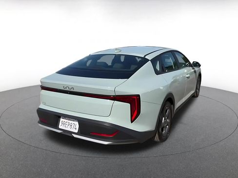 Used 2025 Kia K4 LXS FWD image 15