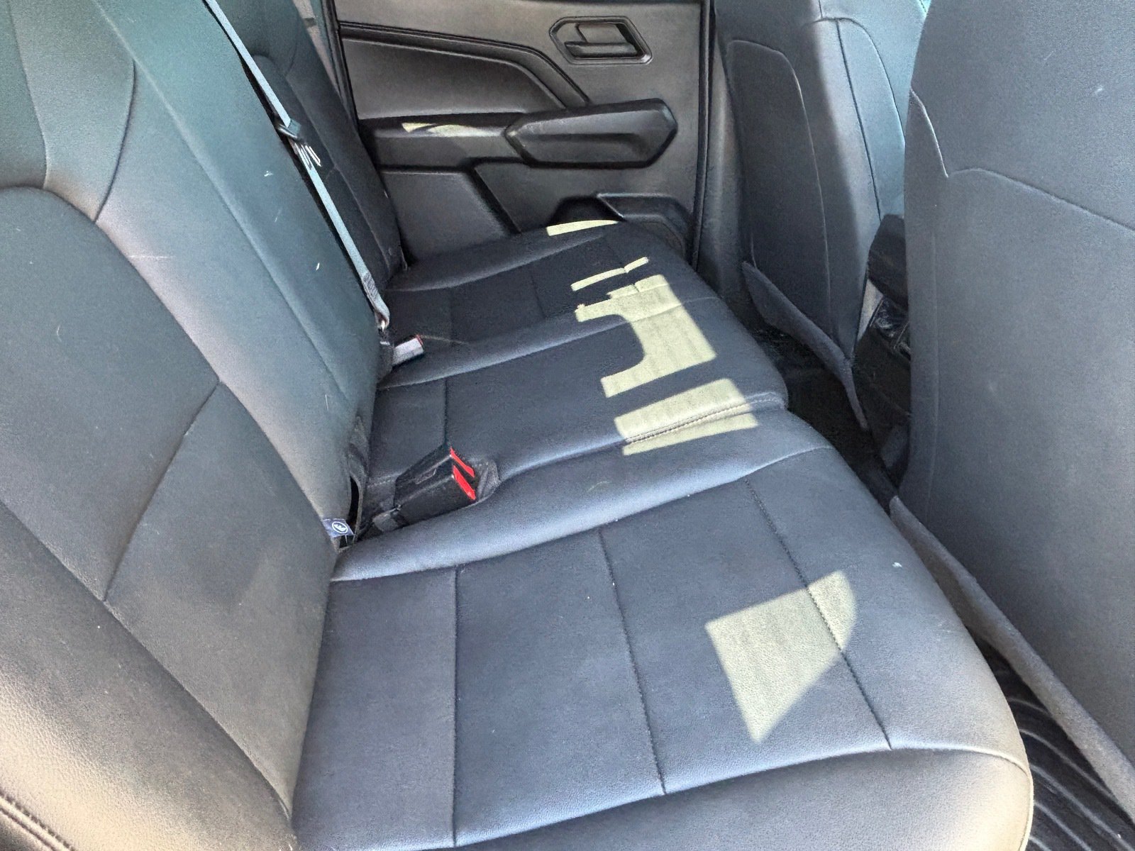 Used 2024 Chevrolet Colorado W/T w/ WT Convenience Package RWD image 28