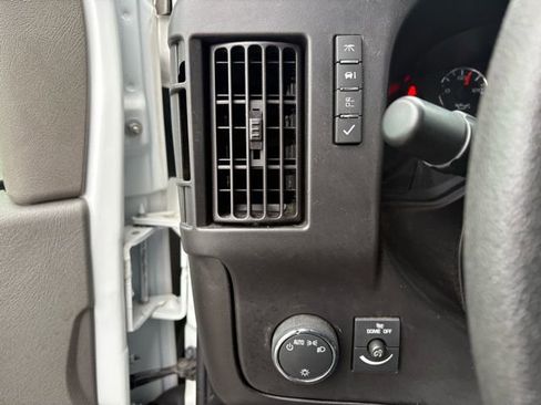 Used 2024 GMC Savana 2500 w/ Driver Convenience Package image 31