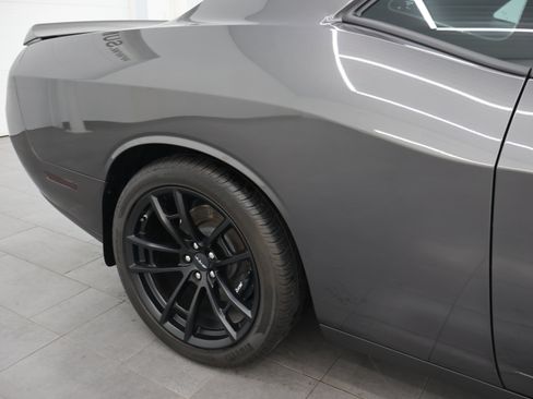 Used 2023 Dodge Challenger SRT Hellcat w/ Driver Convenience Group RWD image 28
