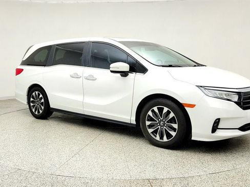 Used 2023 Honda Odyssey EX-L image 3