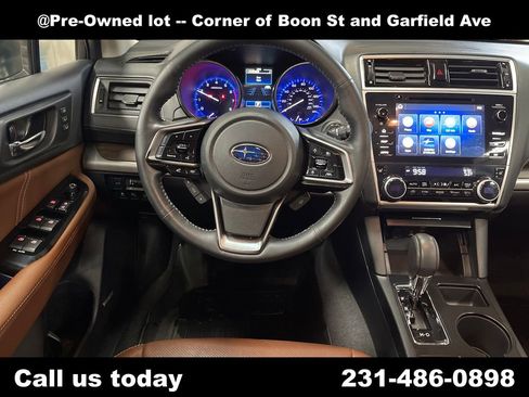 Used 2019 Subaru Outback 2.5i Touring AWD/4WD image 17