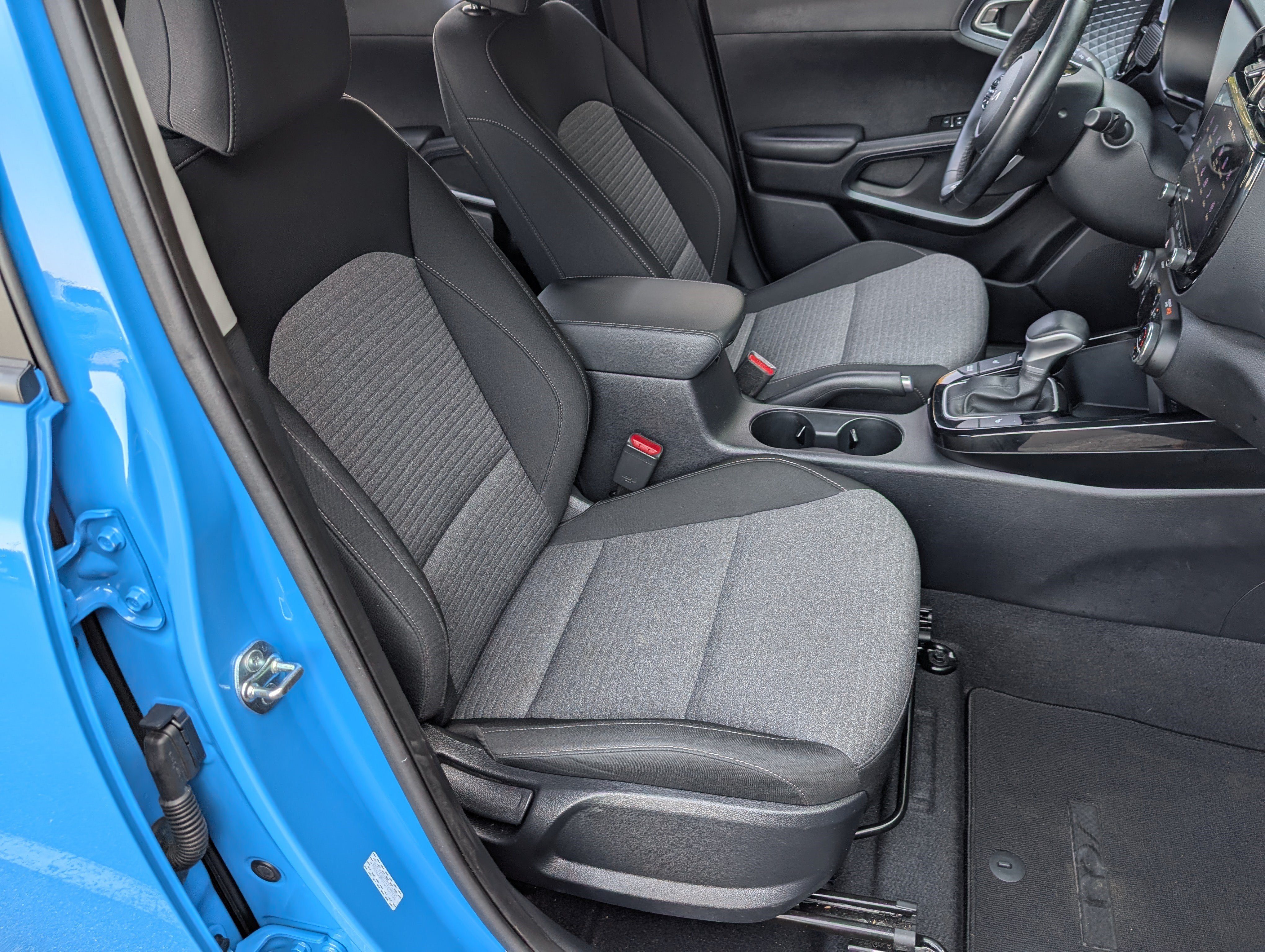 Used 2025 Kia Soul EX FWD image 21