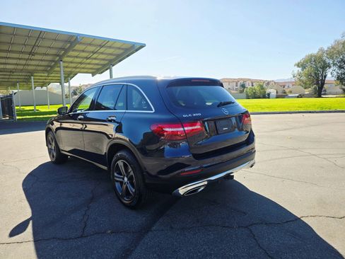 Used 2017 Mercedes-Benz GLC 300 4MATIC image 6