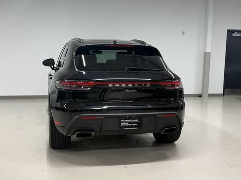 Certified 2026 Porsche Macan AWD/4WD image 3