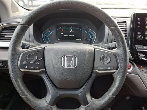 Used 2019 Honda Odyssey EX image 18