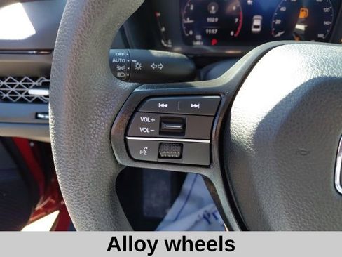 Used 2023 Honda Accord EX image 13