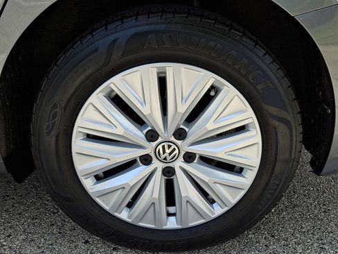 Used 2019 Volkswagen Jetta S w/ Driver Assistance Package FWD image 10