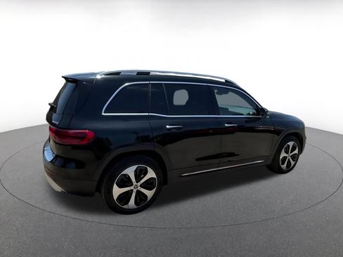 Used 2025 Mercedes-Benz GLB 250 4MATIC image 15