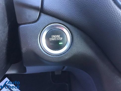 Used 2023 Chevrolet Equinox LT image 36