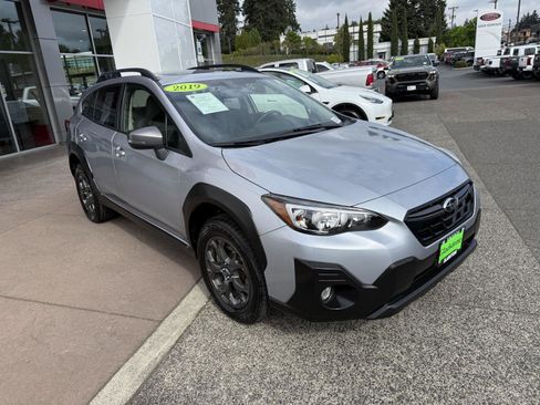 Used 2021 Subaru Crosstrek 2.5i Sport w/ Moonroof Package AWD/4WD image 8