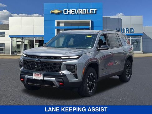 New 2025 Chevrolet Traverse Z71 w/ Enhanced Driving Package AWD/4WD image 9