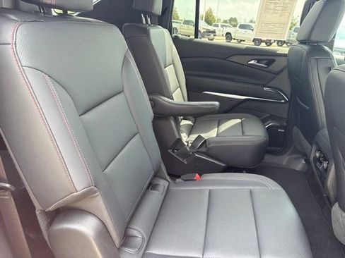 Used 2025 Chevrolet Traverse Z71 w/ Enhanced Driving Package AWD/4WD image 23