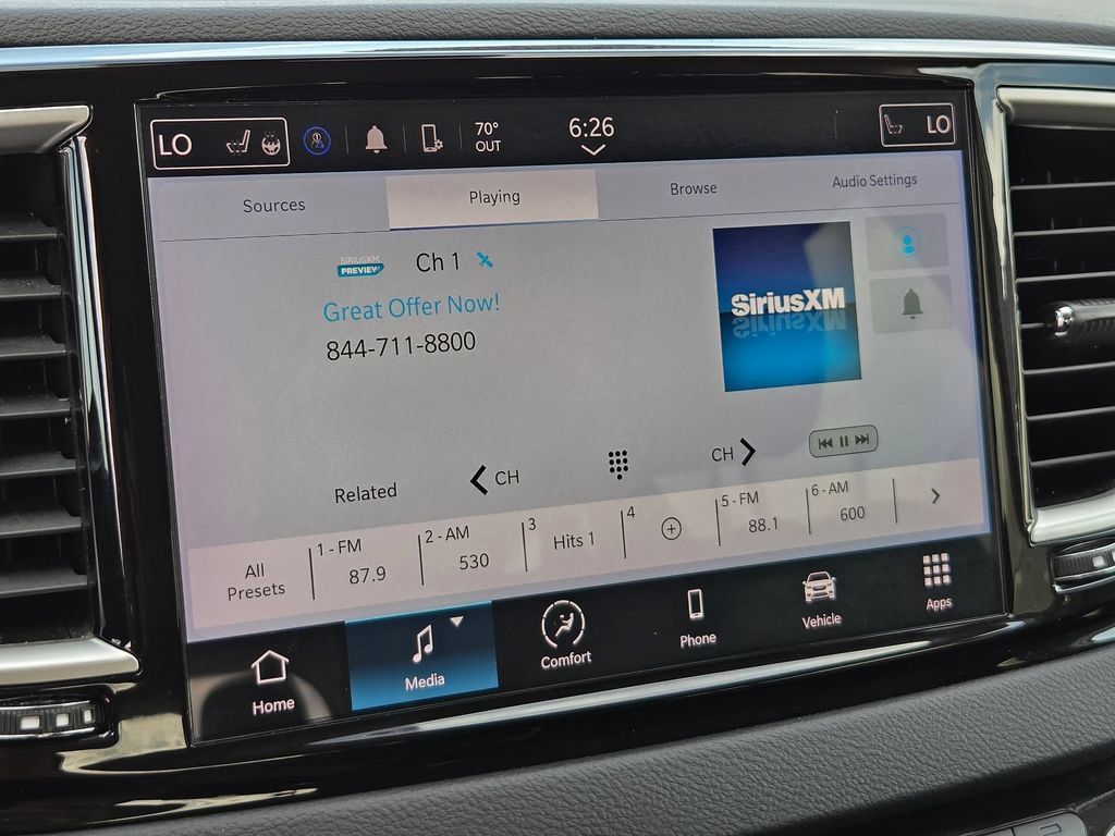 Used 2024 Chrysler Pacifica Touring-L FWD image 21