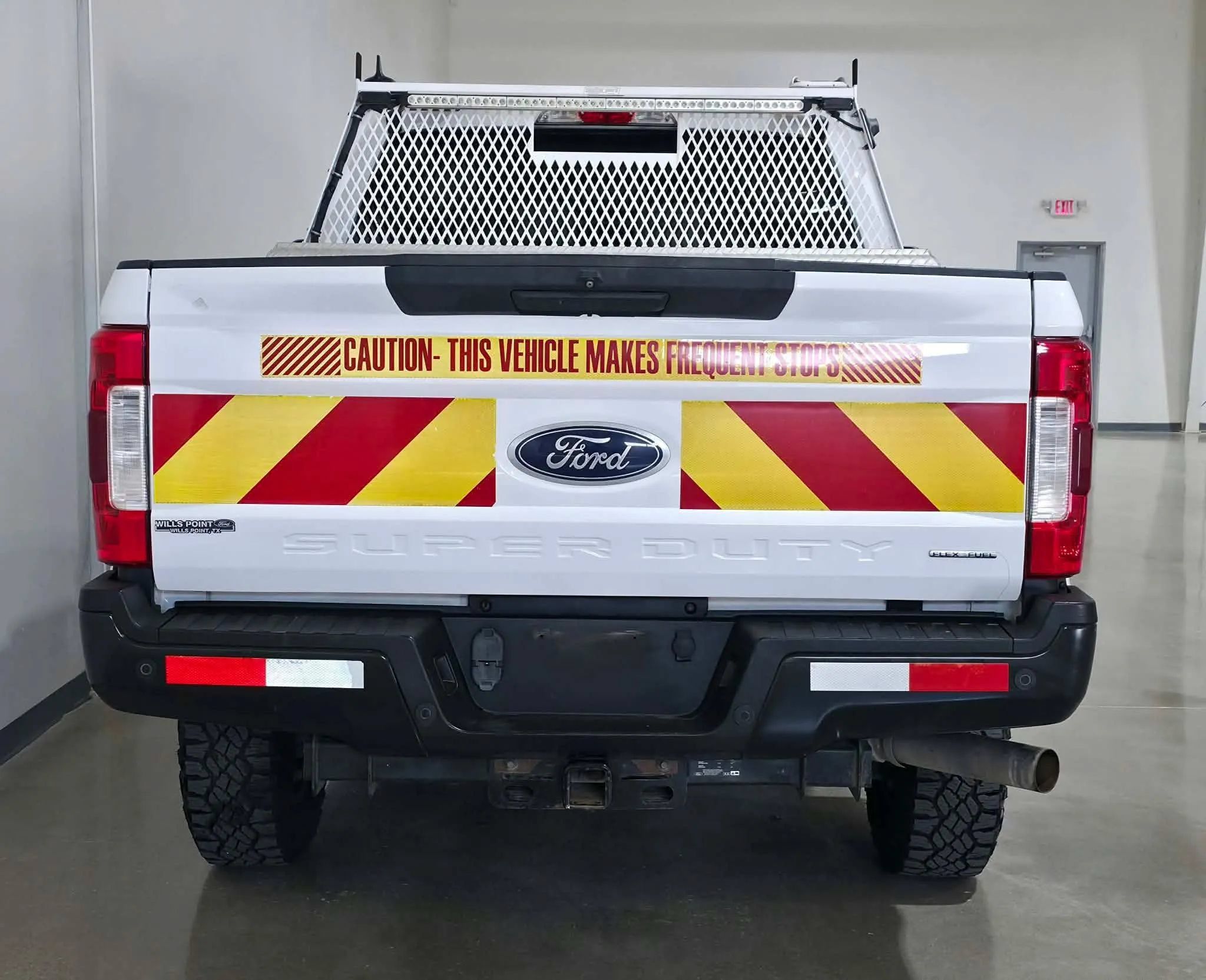 Used 2017 Ford F250 XL w/ Power Equipment Group AWD/4WD image 4