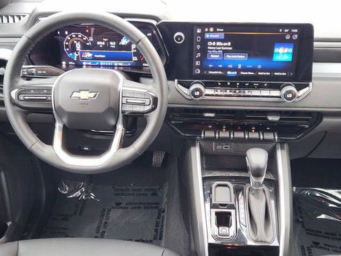 Used 2024 Chevrolet Colorado LT w/ LT Convenience Package III RWD image 27