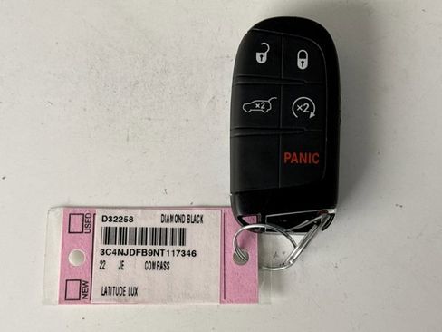 Used 2022 Jeep Compass Latitude image 21