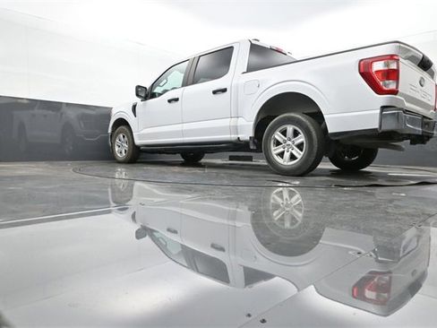 Used 2022 Ford F150 XL w/ Trailer Tow Package image 10