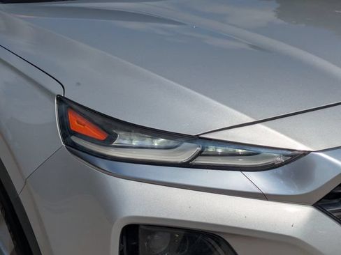 Used 2019 Hyundai Santa Fe SE FWD image 10