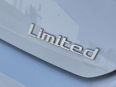 New 2026 Hyundai Elantra Limited w/ Cargo Package FWD image 8