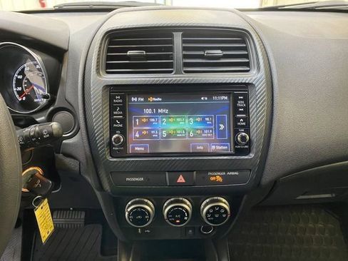 Used 2024 Mitsubishi Outlander Sport ES AWD/4WD image 35