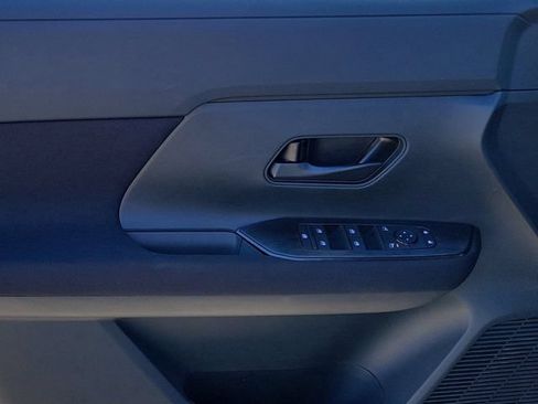New 2026 Nissan Kicks S FWD image 5
