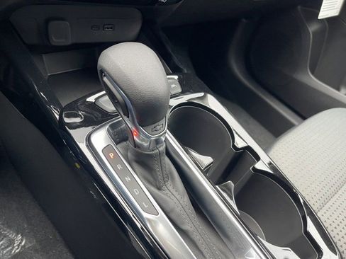 New 2025 Chevrolet Trax LT image 15